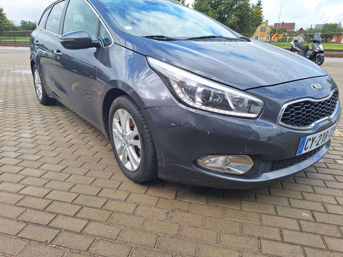Kia Ceed 2013 — photo 10