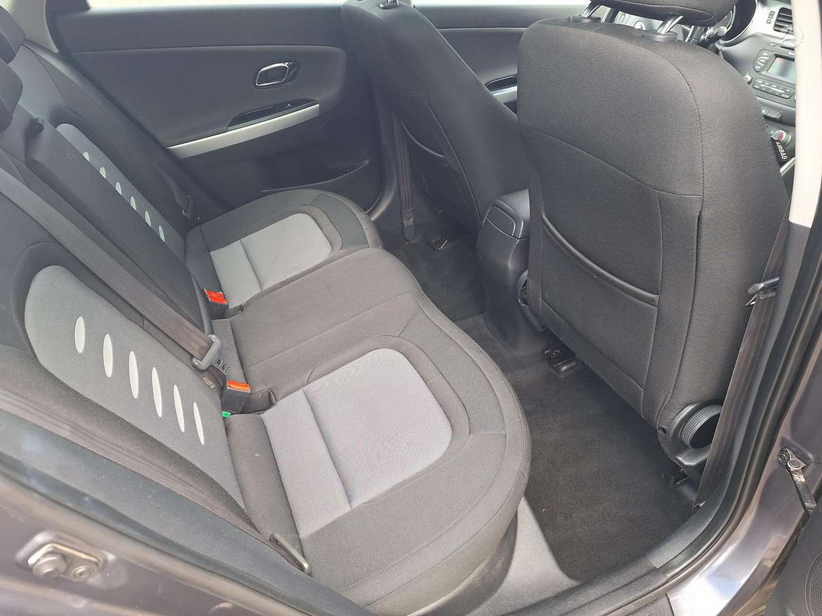 Kia Ceed 2013 — photo 12