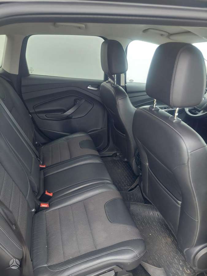 Ford Kuga 2014 — photo 9
