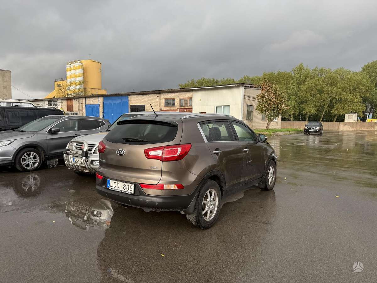 Kia Sportage 2010 — photo 5