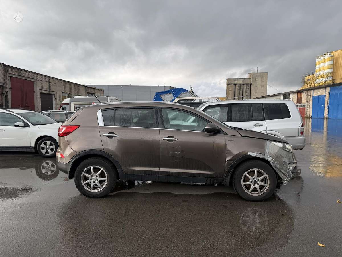 Kia Sportage 2010 — photo 6