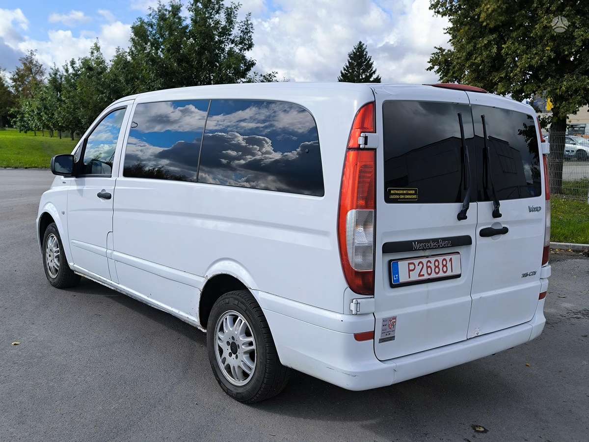Mercedes-Benz W123 2011 — engine 2200 cm³, 163 HP (120kW)