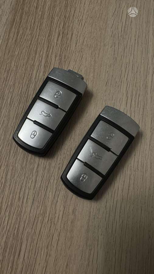 Volkswagen Passat 2013 — photo 16