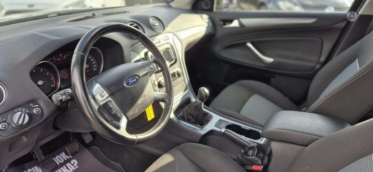 Ford Mondeo 2010 — photo 5