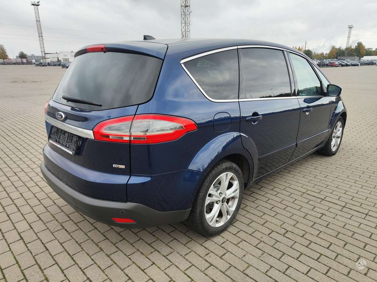 Ford S-MAX 2010 — двигун 2000 cm³, 140 HP (103kW)