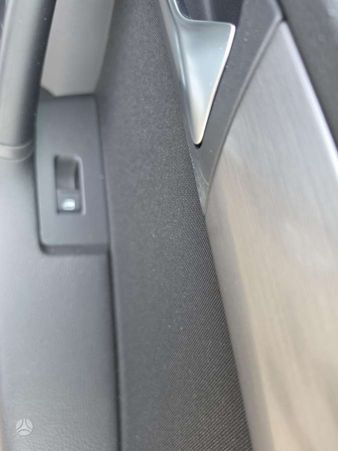 Volkswagen Passat 2013 — photo 17