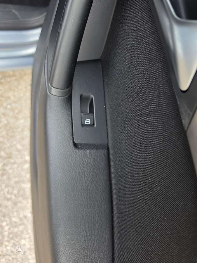 Volkswagen Passat 2013 — photo 19