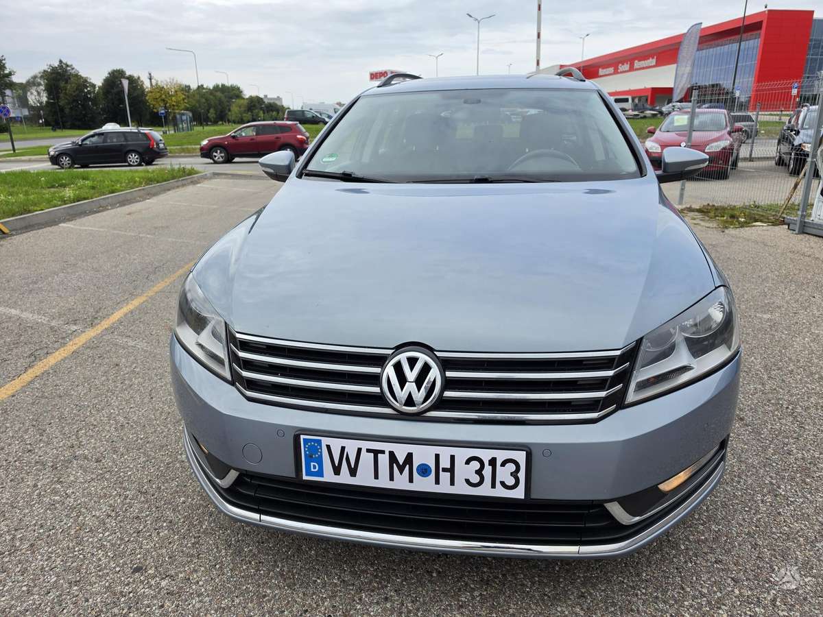 Volkswagen Passat 2013 — photo 24