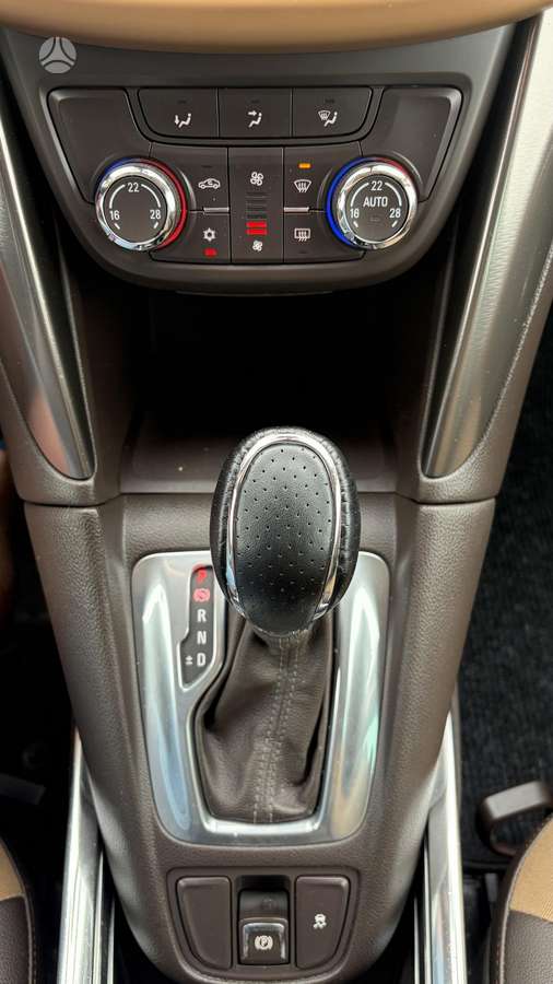 Opel Zafira 2013 — фото 26