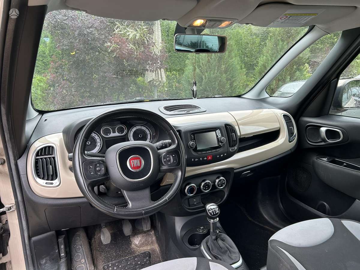 Fiat 500L 2014 — photo 9