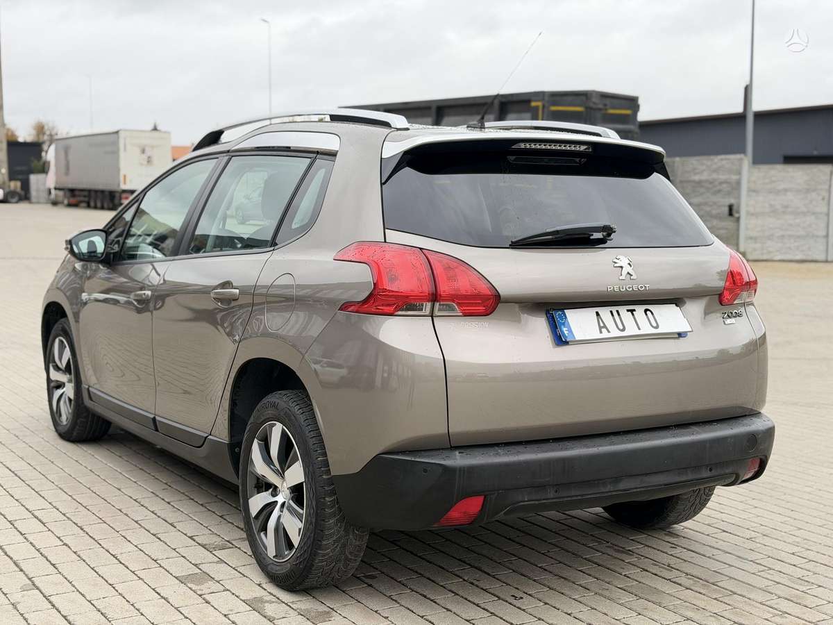 Peugeot 2008 2014 — photo 6