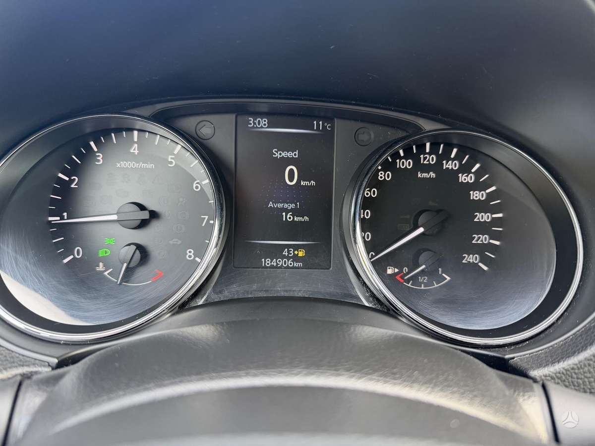 Nissan Qashqai 2015 — photo 17
