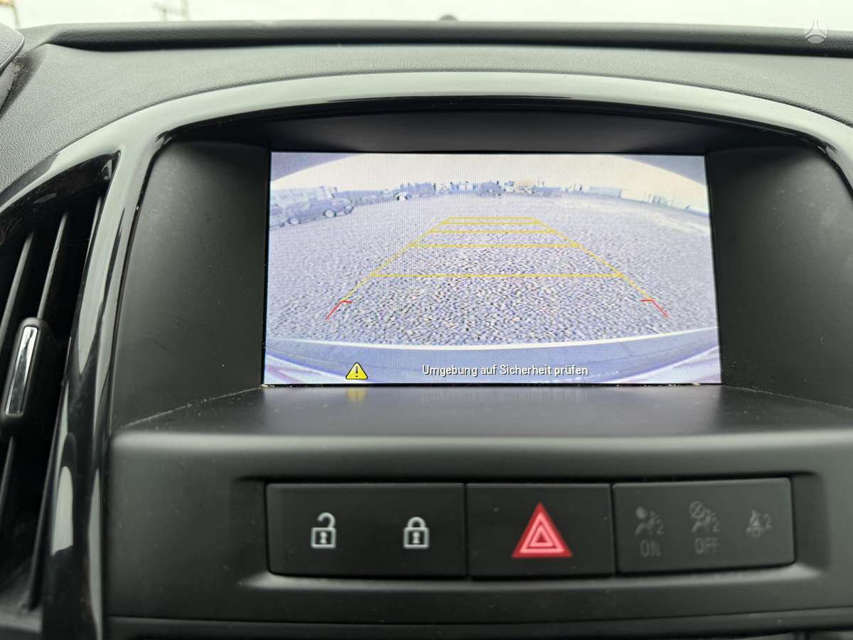 Opel Astra 2015 — фото 19