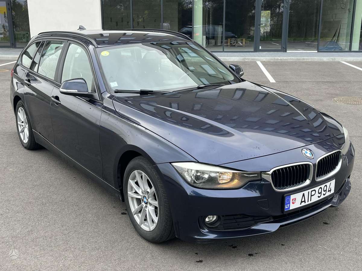 BMW 318 2013 — photo 6