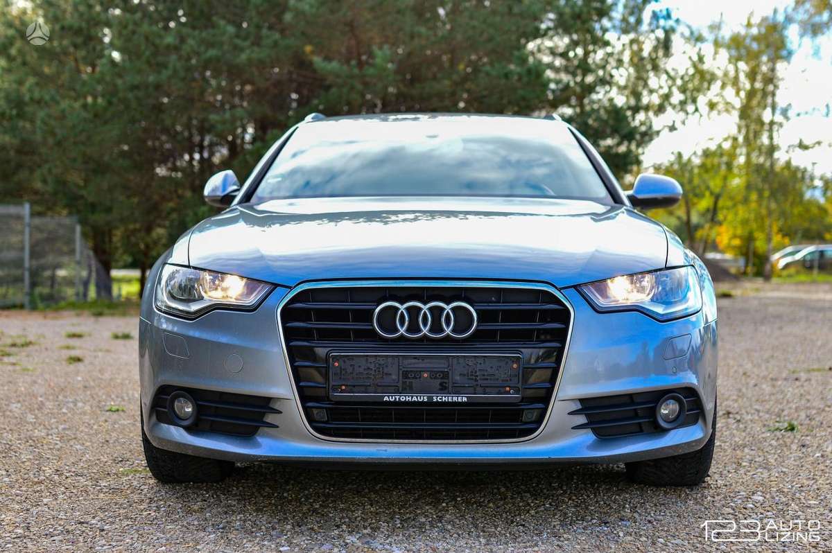 Audi A6 2012 — салон