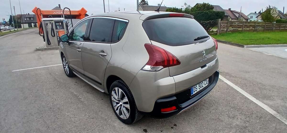 Peugeot 3008 2015 — engine 1600 cm³, 165 HP (121kW)