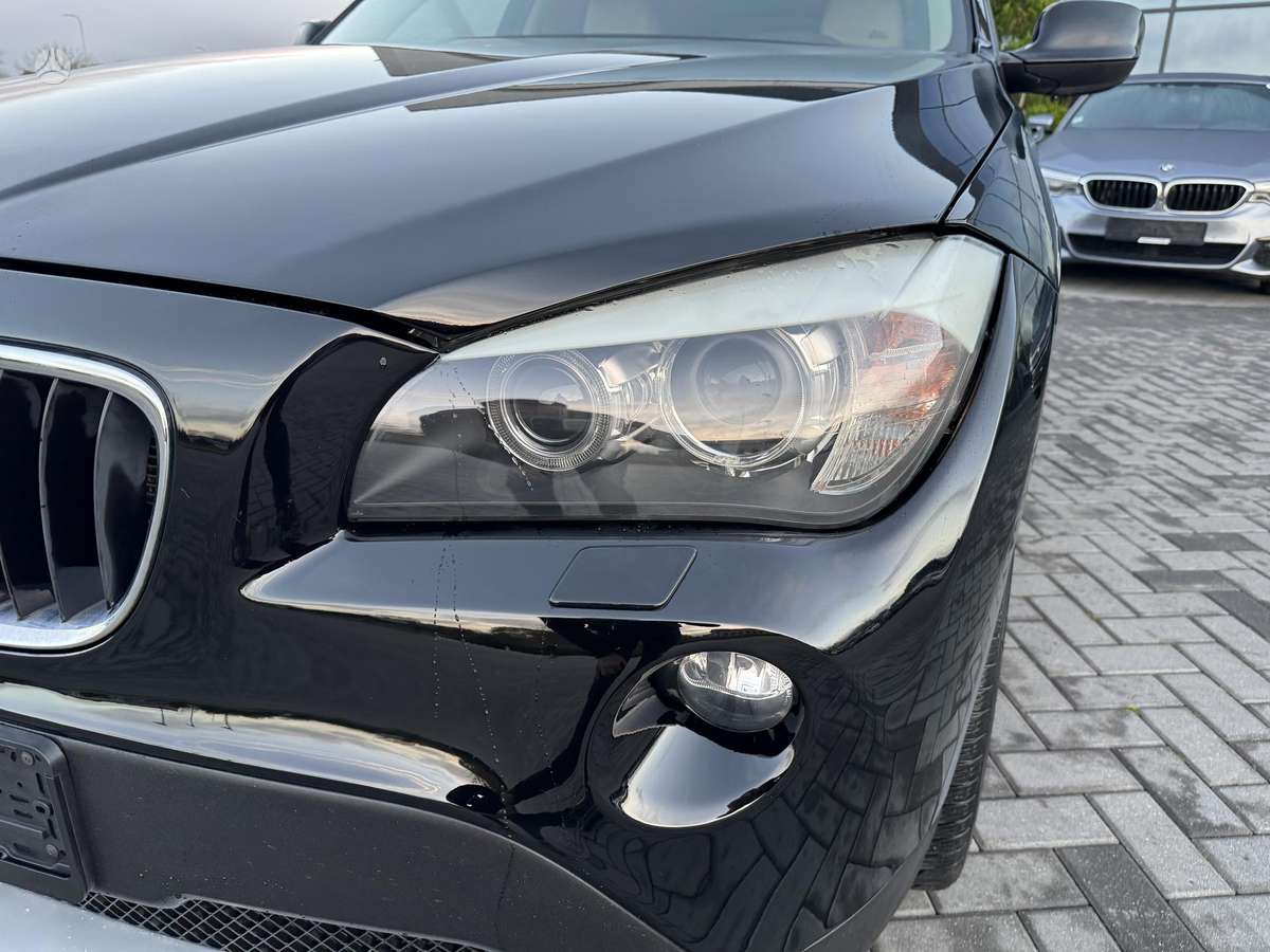 BMW X1 2011 — photo 11