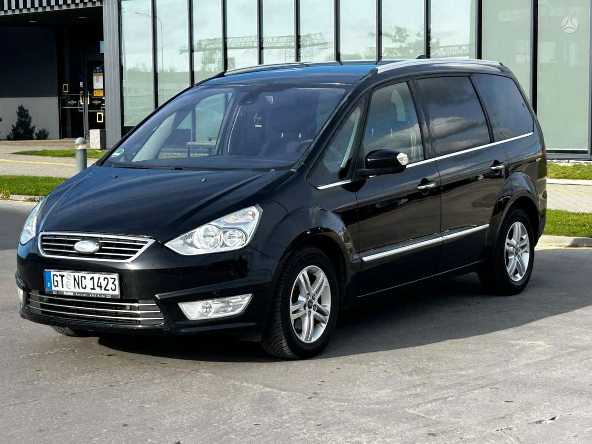 Ford Galaxy 2010 — салон