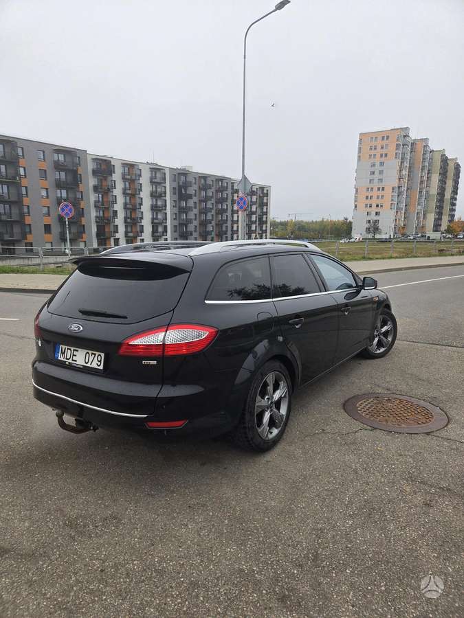 Ford Mondeo 2010 — photo 8