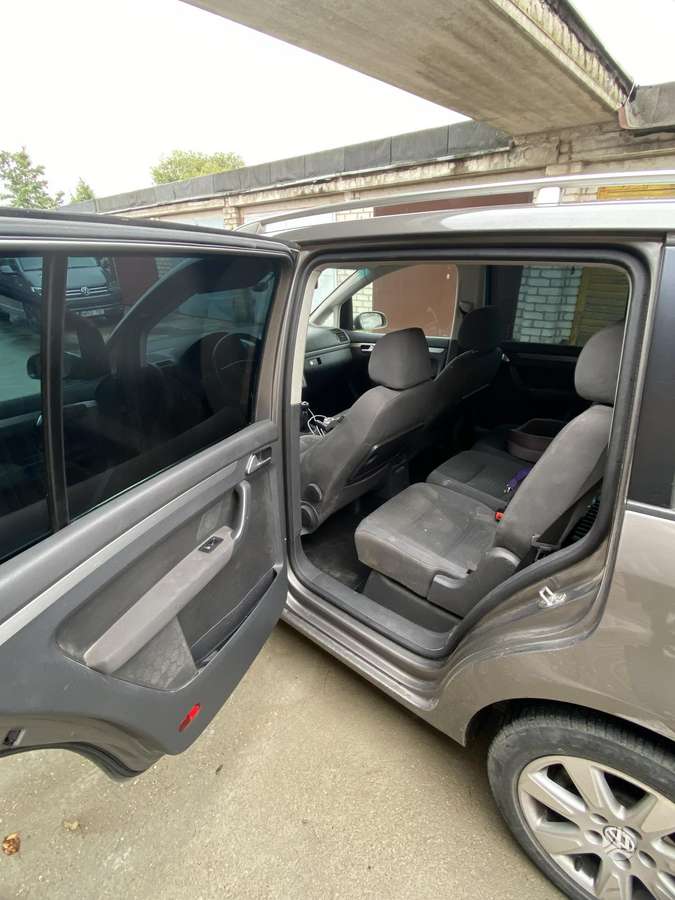 Volkswagen Touran 2007 — photo 13