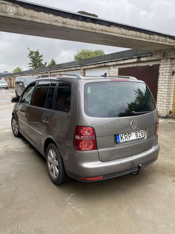 Volkswagen Touran 2007 — photo 6