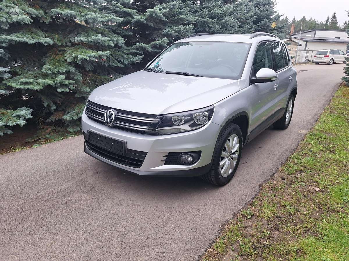 Volkswagen Tiguan, 2012
