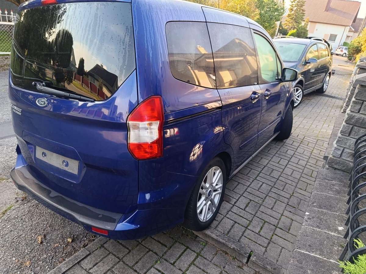 Ford Tourneo 2015 — interior