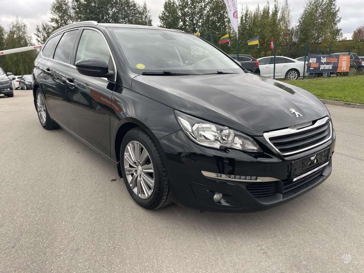 Peugeot 308 2015 — photo 5