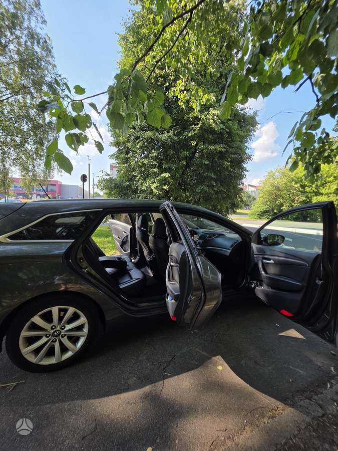 Hyundai i40 2012 — photo 8
