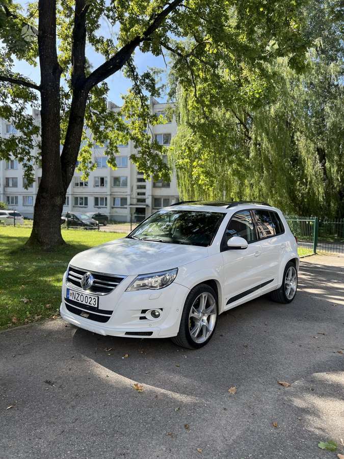 Volkswagen Tiguan, 2012