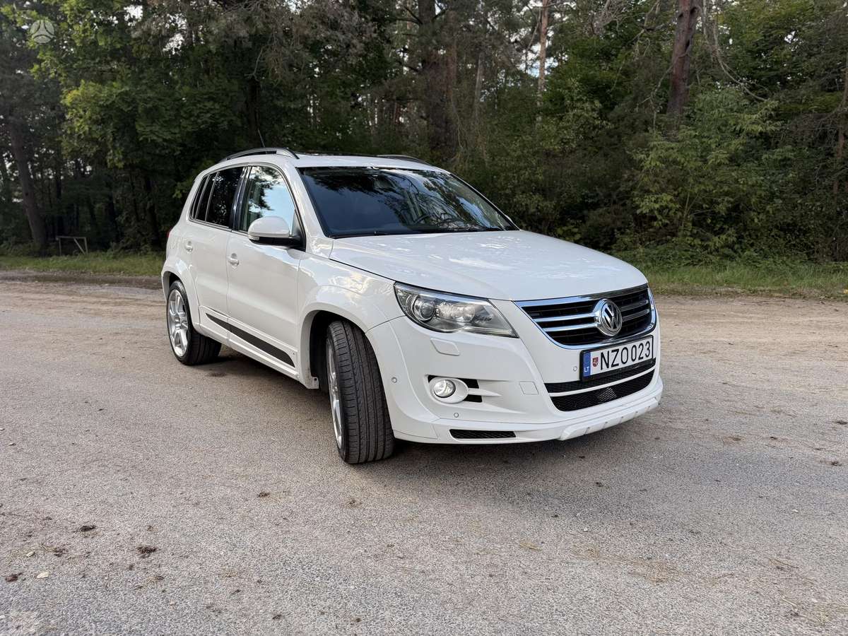 Volkswagen Tiguan 2012 — двигун 1968 cm³, 140 HP (103kW)