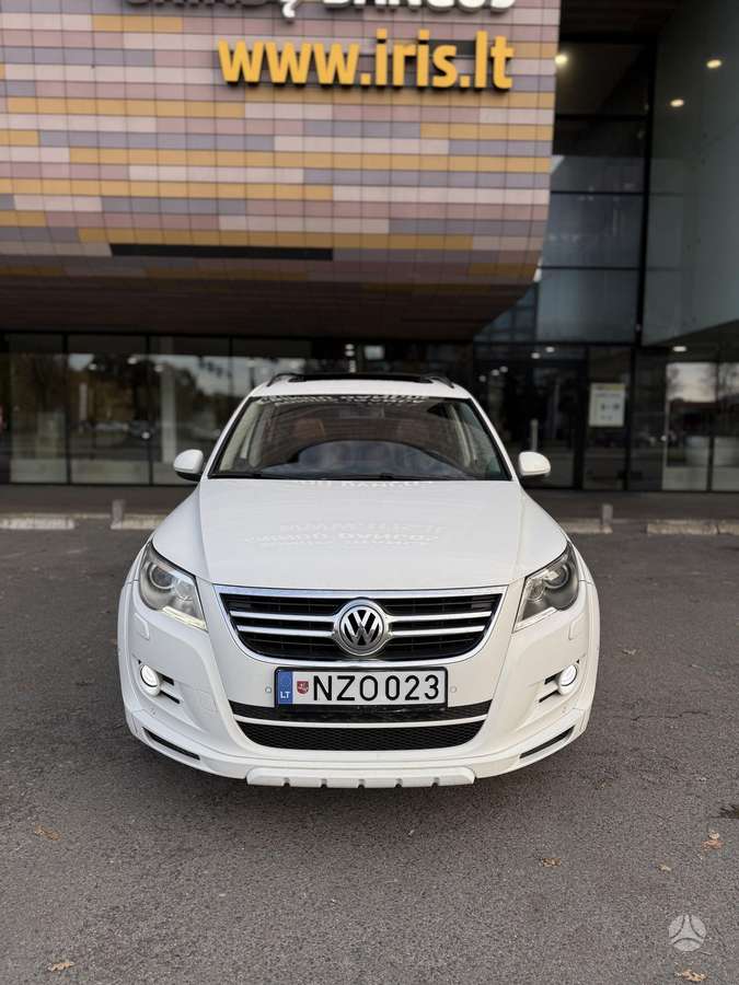 Volkswagen Tiguan 2012 — двигун 1968 cm³, 140 HP (103kW)