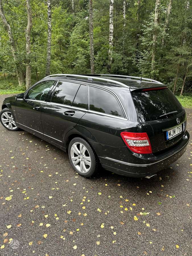Mercedes-Benz C220 2008 — photo 10
