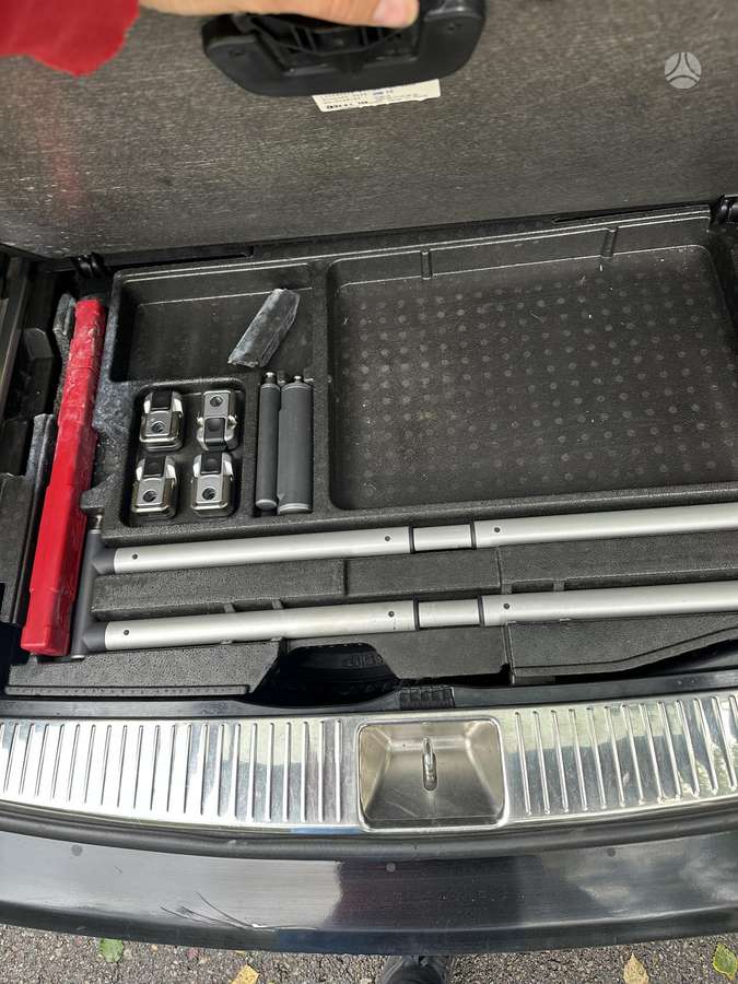 Mercedes-Benz C220 2008 — photo 18