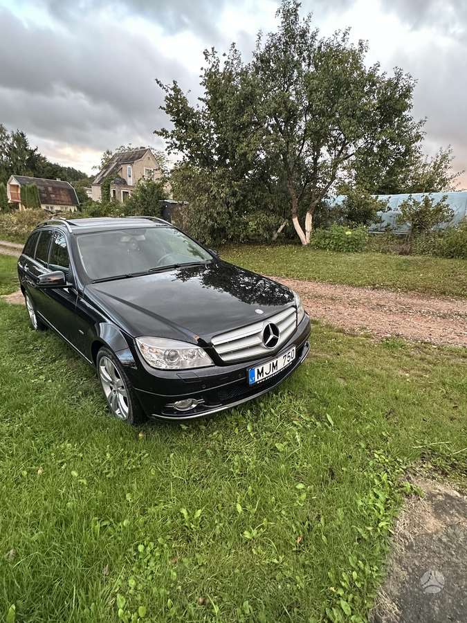 Mercedes-Benz C220 2008 — photo 25