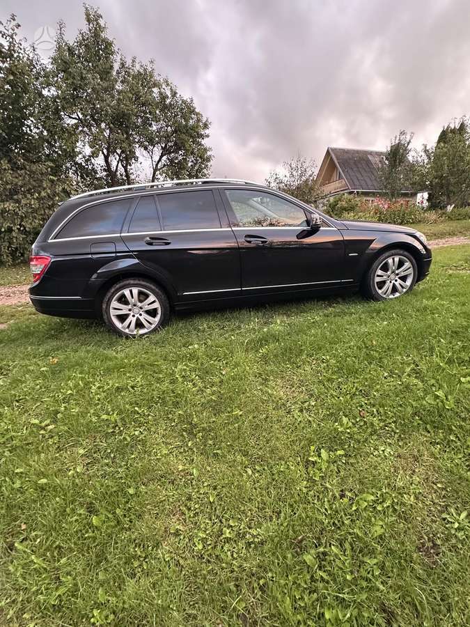 Mercedes-Benz C220 2008 — photo 26