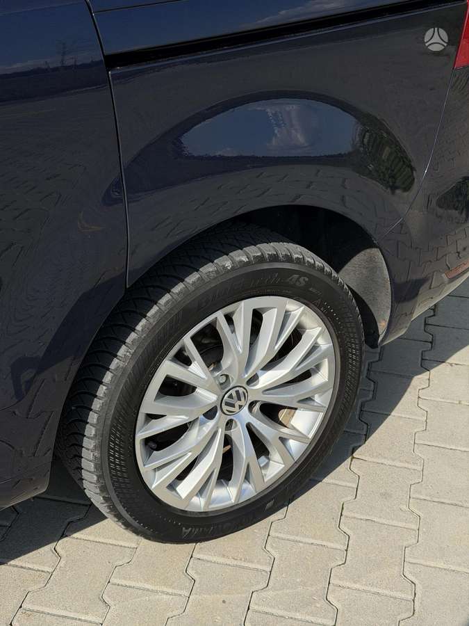 Volkswagen Sharan 2012 — photo 19