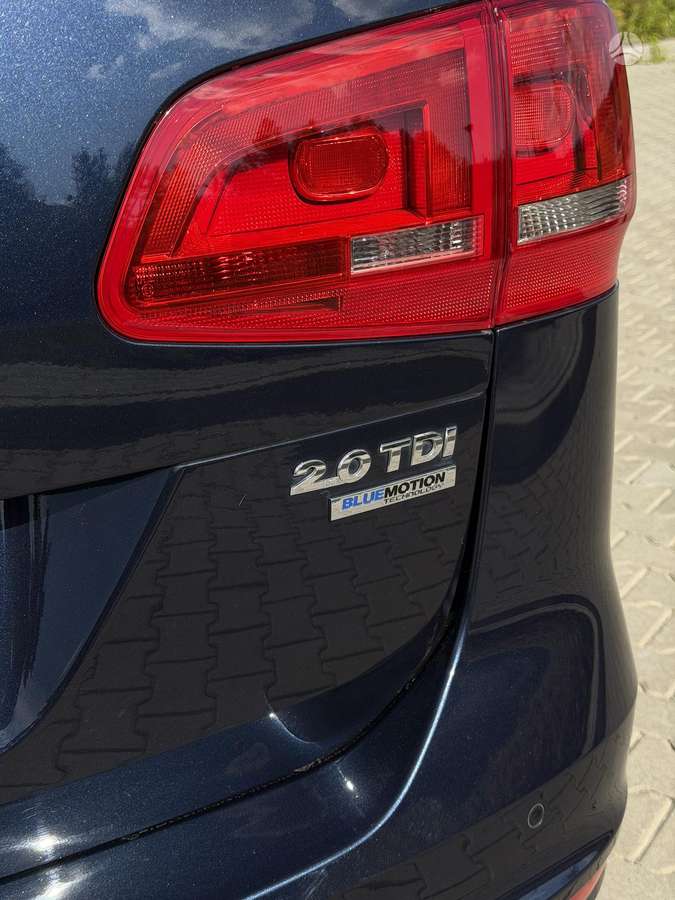 Volkswagen Sharan 2012 — photo 23