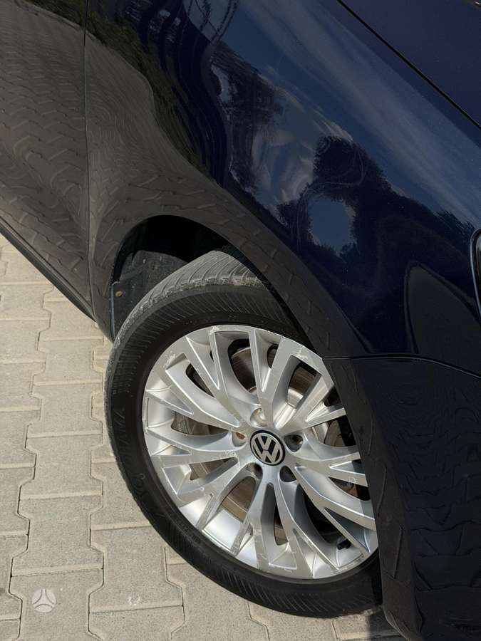 Volkswagen Sharan 2012 — photo 25