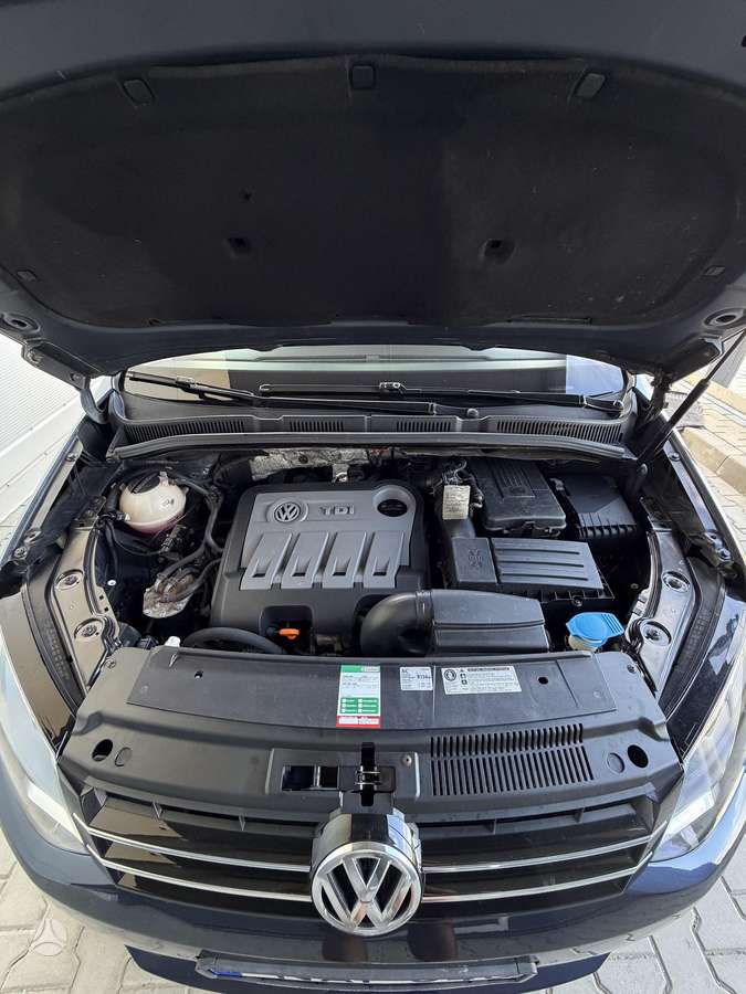 Volkswagen Sharan 2012 — photo 27