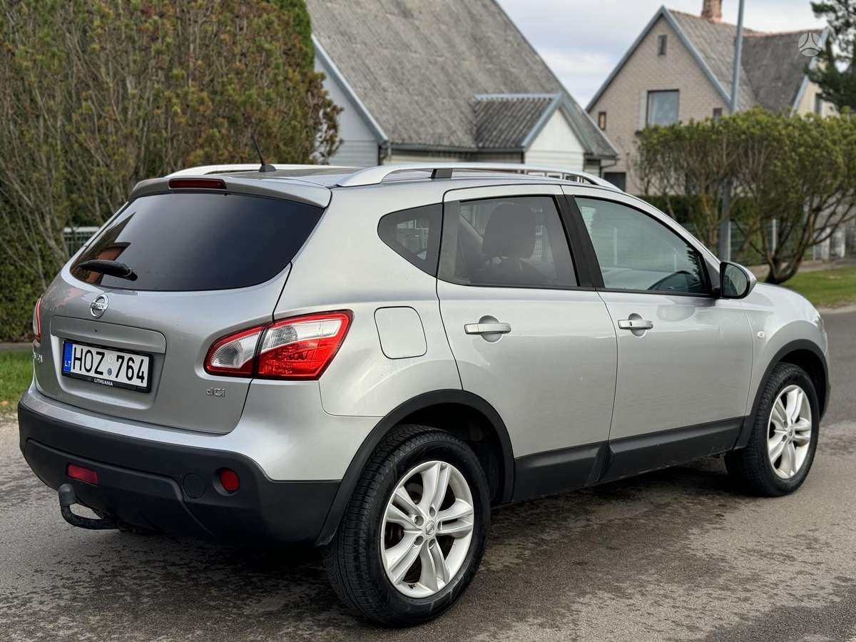 Nissan Qashqai 2011 — фото 7