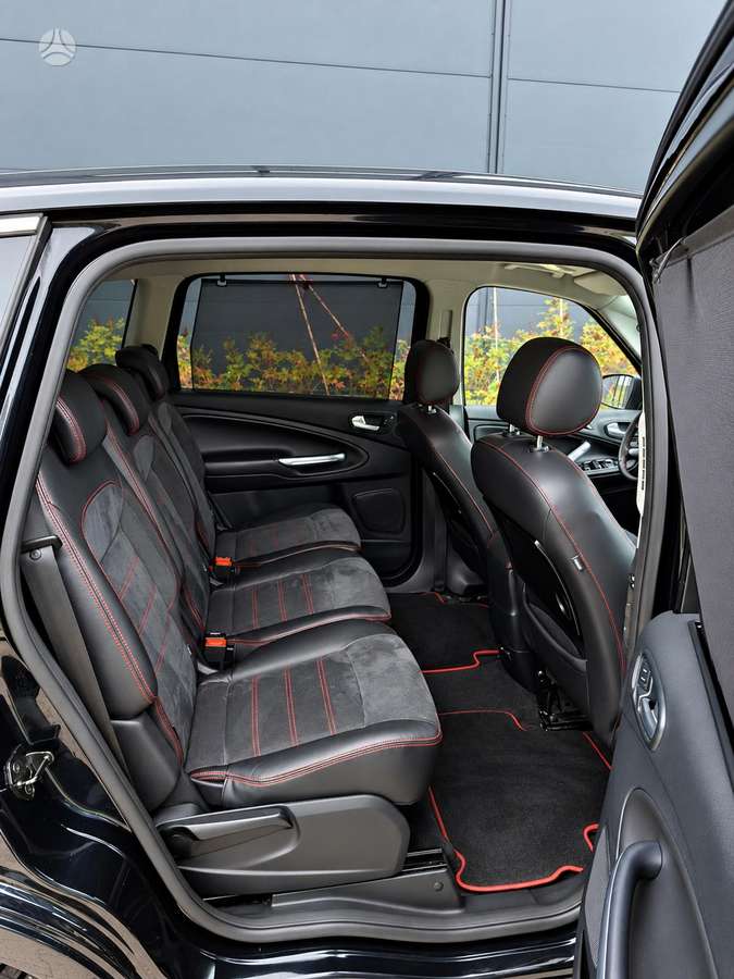 Ford S-MAX 2011 — photo 10
