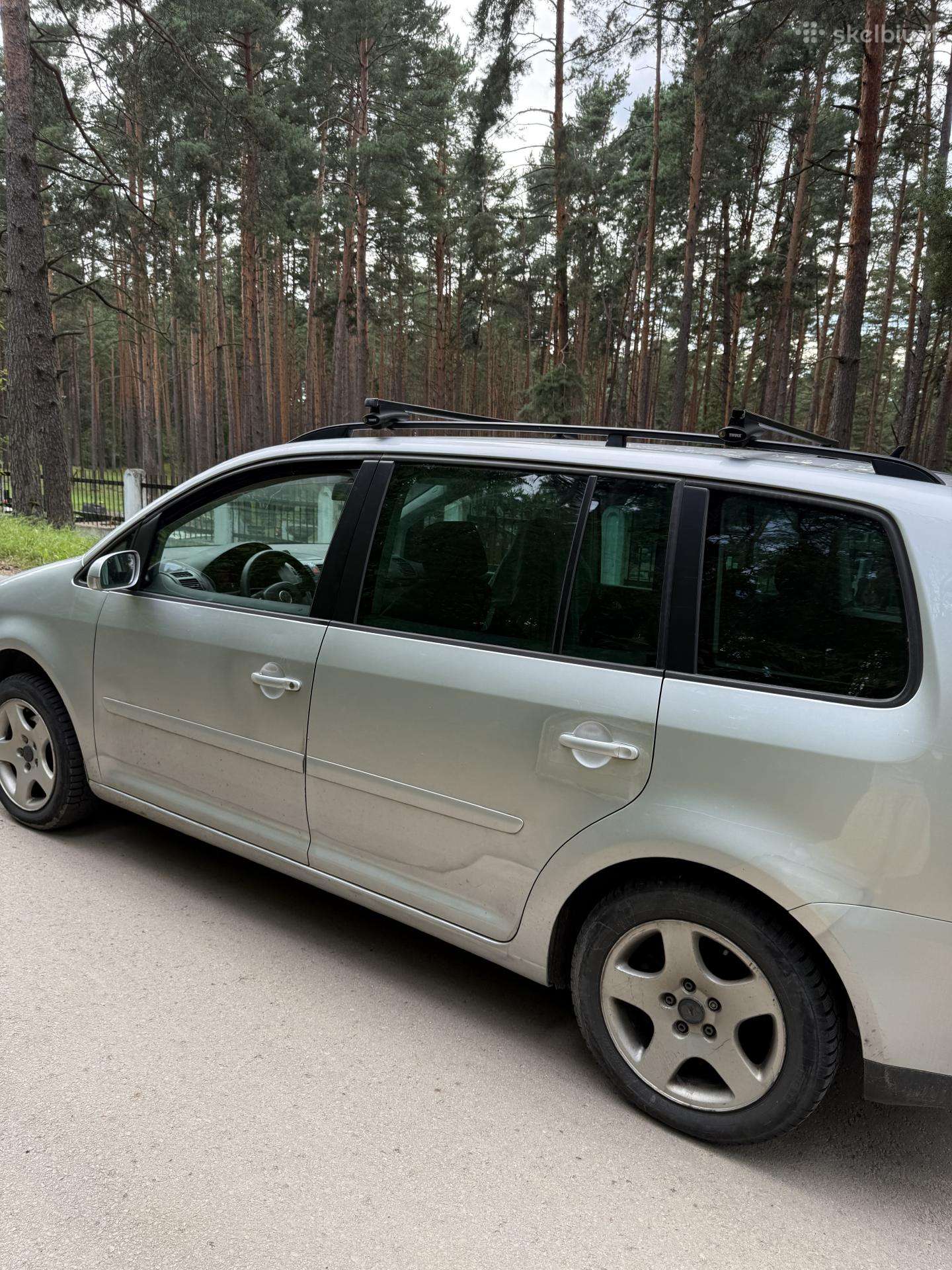 Volkswagen Touran 2006 — interior