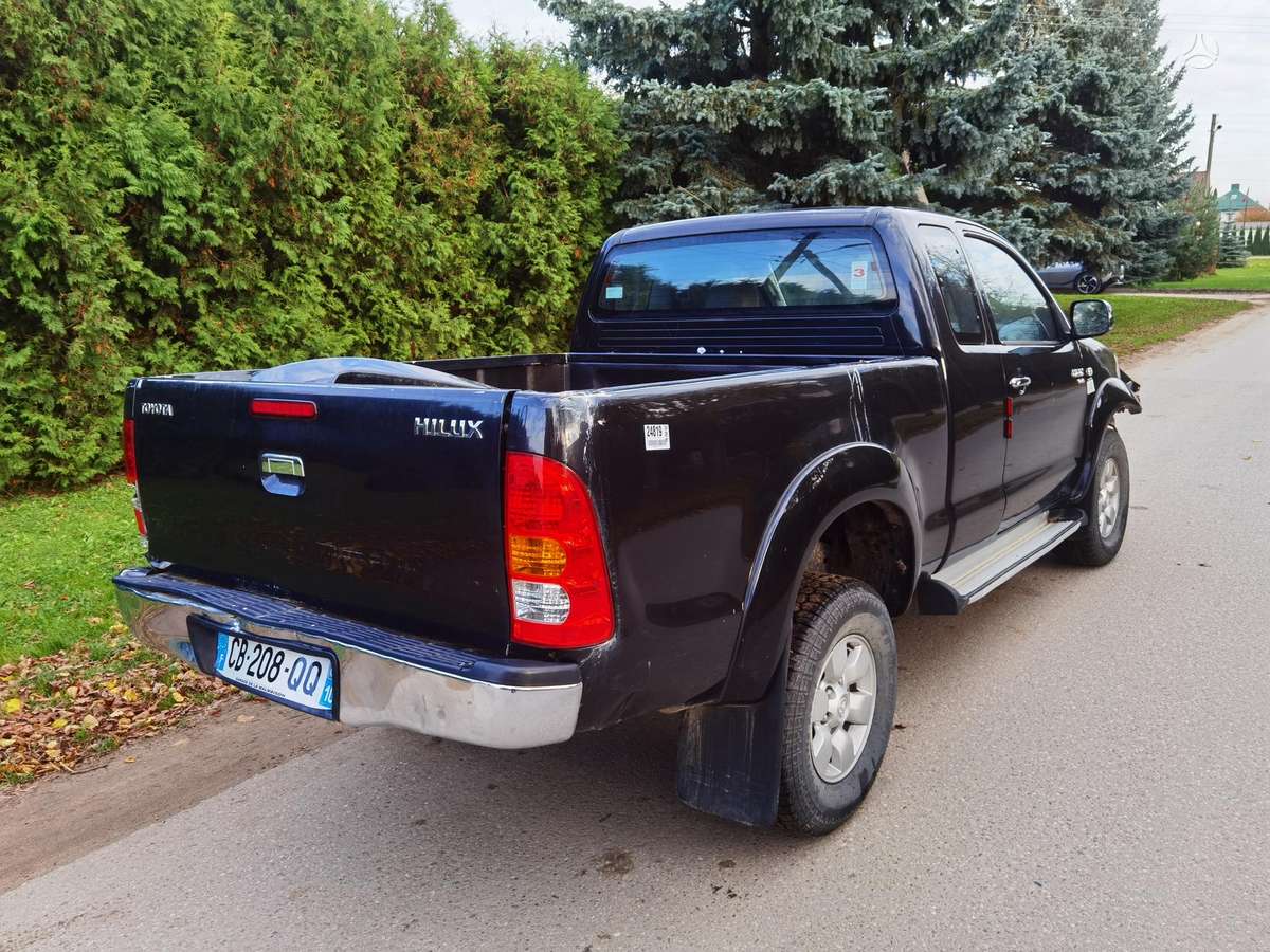 Toyota Hilux 2007 — vehicle for AFU Ukraine