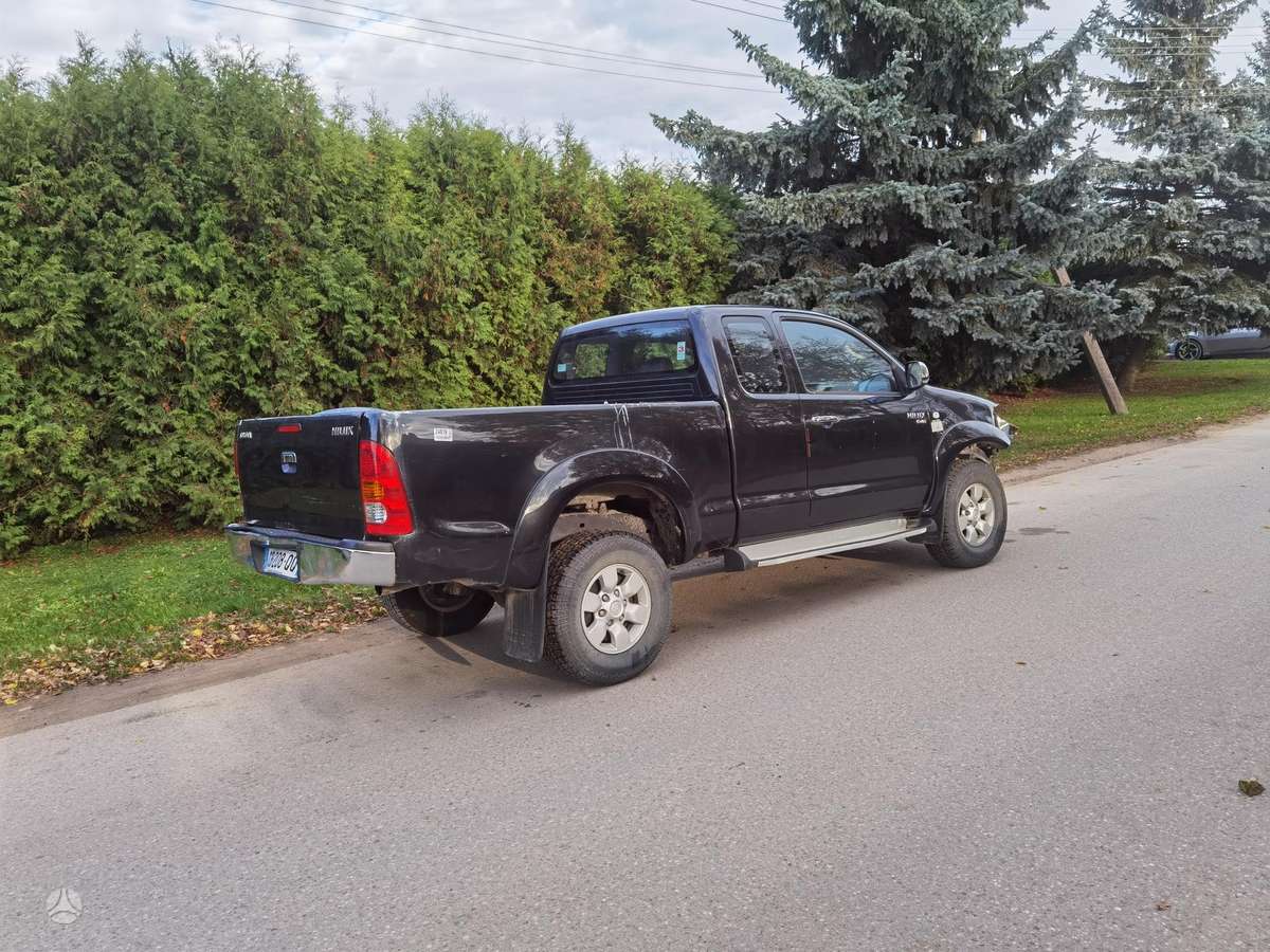 Toyota Hilux 2007 — photo 19