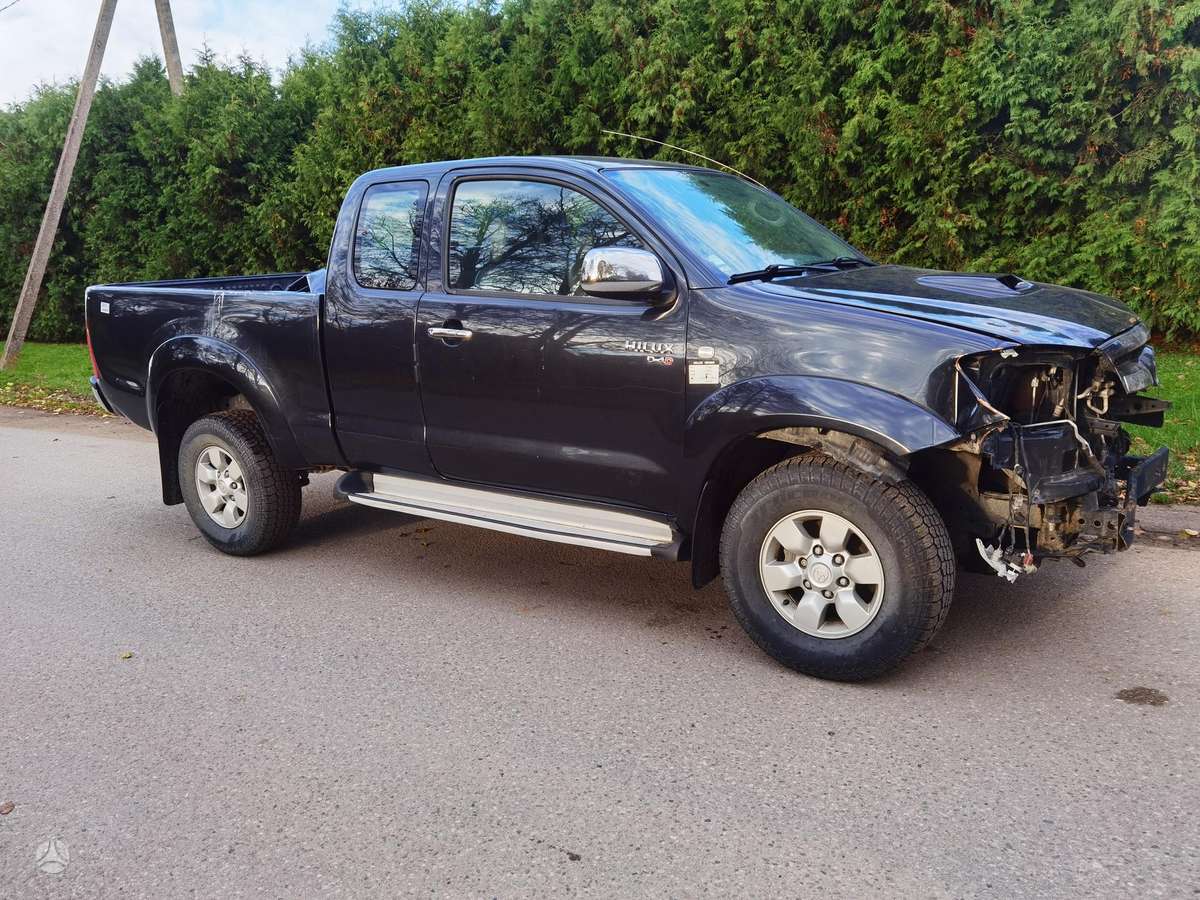 Toyota Hilux 2007 — photo 22