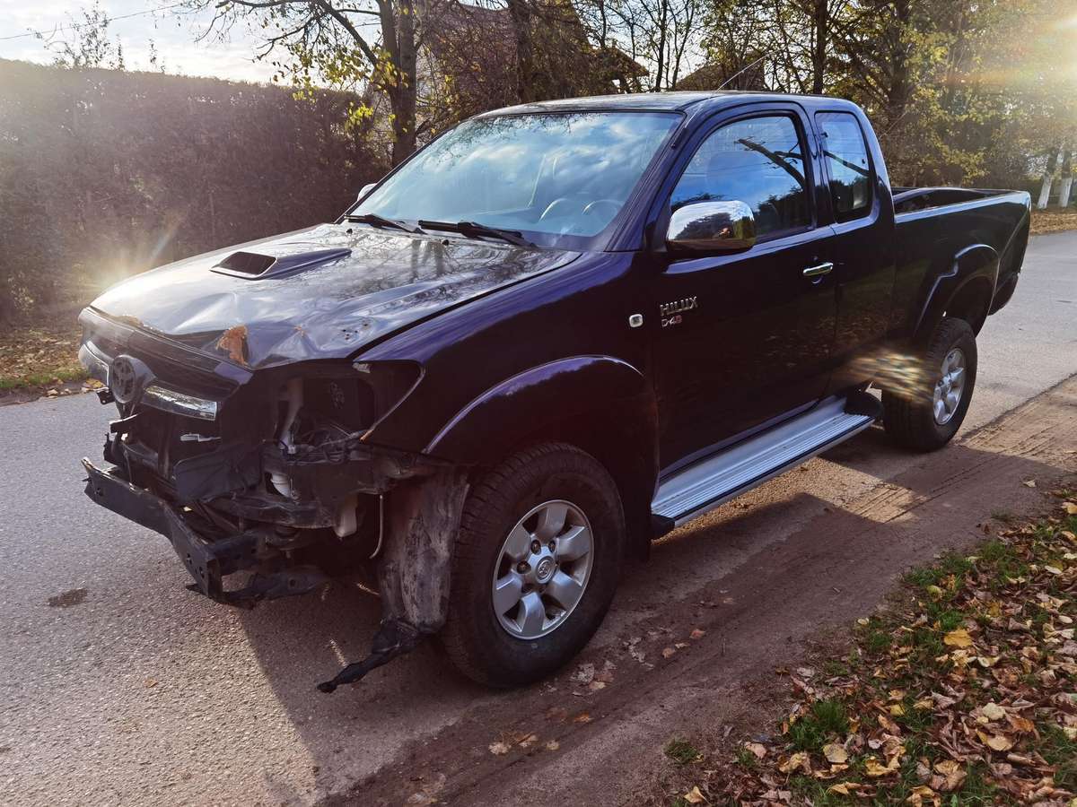 Toyota Hilux 2007 — photo 24