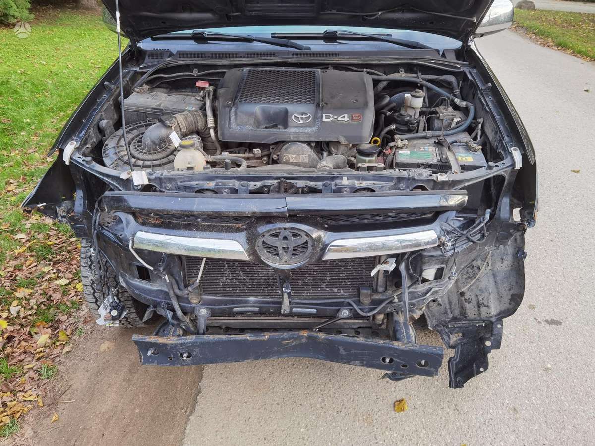 Toyota Hilux 2007 — photo 29