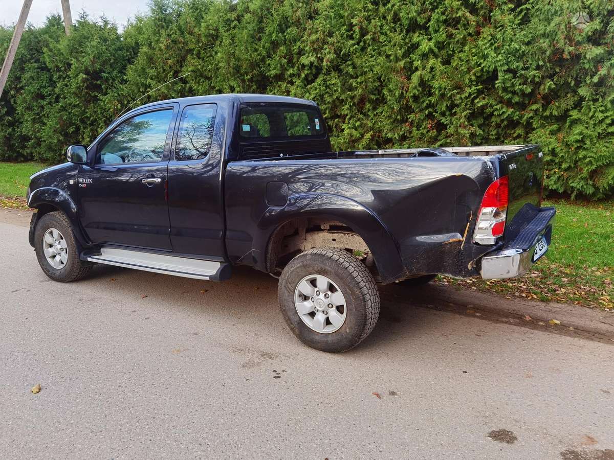 Toyota Hilux 2007 — photo 34