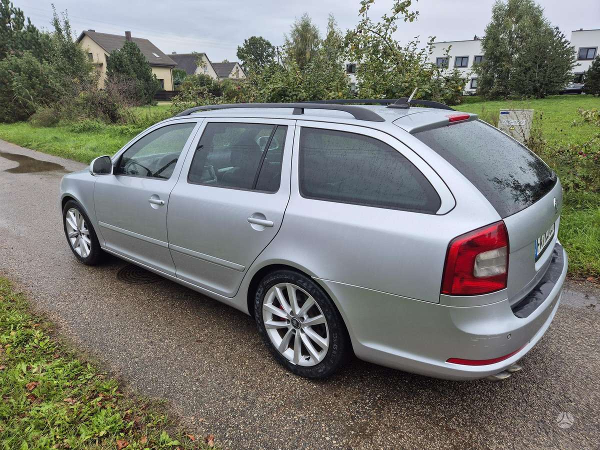 Skoda Octavia 2010 — photo 9